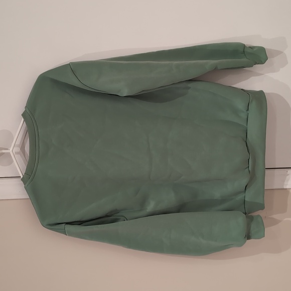 Sweater - Picture 3 of 3